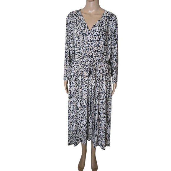 Lane Bryant Black Floral Crossover Floral Fit N Flare Dress size 22-24 - Picture 1 of 9